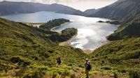 Excursão do dia inteiro com várias paradas à Lagoa do Fogo, saindo de Ponta Delgada Excursão do dia inteiro com várias paradas à Lagoa do Fogo, saindo de Ponta Delgada