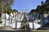 Excursión de un día a Guimarães y Braga desde Oporto con tour en autobús con paradas libres por Oporto Excursión de un día a Guimarães y Braga desde Oporto con tour en autobús con paradas libres por Oporto