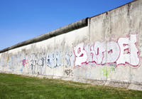 Berlin Wall Walking Tour with Historian Guide