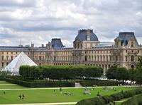 2-daagse zelfstandige tour door Parijs met optioneel bezoek aan het Louvre en hop-on hop-off riviercruise op de Seine 2-daagse zelfstandige tour door Parijs met optioneel bezoek aan het Louvre en hop-on hop-off riviercruise op de Seine