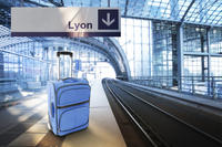 Shared Departure Transfer: Lyon Hotel to Gare de Lyon Saint-Exupéry