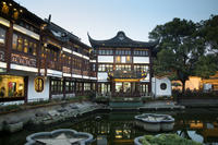 2-Night Shanghai and Hangzhou Private Tour