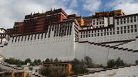 Lhasa Tour: A Glimpse of Tibet