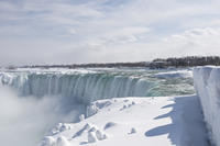 Niagara Falls Winter Rainbow Tour with Canadian Pickup