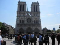 Excursión por la tarde a la Catedral de Notre Dame y crucero por el río Sena con guía japonés - Mybus Excursión por la tarde a la Catedral de Notre Dame y crucero por el río Sena con guía japonés - Mybus