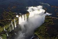 Excursión de 3 noches a las Cataratas del Iguazú en avión desde Buenos Aires Excursión de 3 noches a las Cataratas del Iguazú en avión desde Buenos Aires