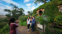 Excursion d’une journée à Hobbiton au départ d'Auckland en petits groupes Excursion d’une journée à Hobbiton au départ d'Auckland en petits groupes