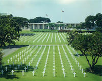 Makati Sightseeing Tour Including Ayala Center and American Cemetery 