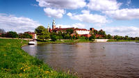 Krakow City Package: Wawel Castle Guided Tour with Vistula River Cruise