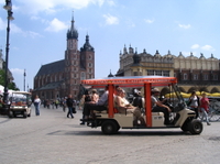 Visite privée: visite touristique de Cracovie en voiture électrique with Guide