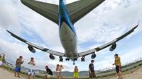 Amazing Plane Spotting at Maho Beach