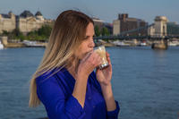 Budapest Sightseeing Cruise with Complementary Coffee and Transfer