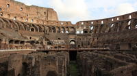 Evite as Filas: excursão de elite ao Fórum Romano do Coliseu e ao Monte Palatino Evite as Filas: excursão de elite ao Fórum Romano do Coliseu e ao Monte Palatino