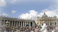 Skip the Line: Pope Francis the Papal Audience Vatican Museums and St Peters Tour with Lunch