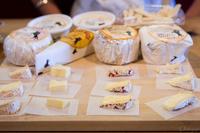 Visite-dégustation de fromages dans les coulisses à Marin Visite-dégustation de fromages dans les coulisses à Marin