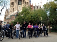 Recorrido en bicicleta eléctrica por Barcelona con la Sagrada Familia