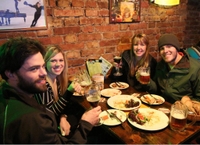 Balade nocturne de dégustation de bière et de tapas Tchèques