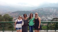 Medellín City Tour Including Slum Neighborhoods and Food Tasting