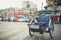 Private Tour: Hue Imperial City and Tinh Tam Lake by Cyclo