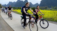 One-Day Li River Cruise with Biking Tour in Yangshuo