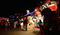 Small-Group Beijing Night Tour Including Wangfujing Night Food Market