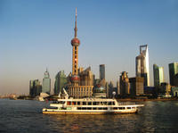 Small-Group Shanghai Sightseeing Tour, River Cruise and Wonton-Making Lesson