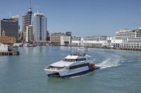 Croisière touristique in the Port d'Auckland with aller-retour en ferry de Devonport DEPUIS