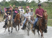 Balade à cheval au bord du fleuve Punta Cana et excursion en tyrolienne