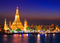Visite privée: expérience en soirée à Bangkok with dîner thaï sur la rivière Chao Phraya