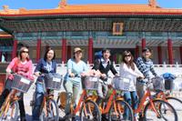 Taipei in Motion: City Day Tour by Bike, Metro and Foot