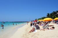 Doctor’s Cave Beach Admission with Round-Trip Transfer in Montego Bay