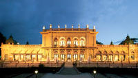 Kursalon Vienna: Johann Strauss and Mozart Concert Including 4-Course Dinner