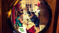 Crucero nocturno por el río Tíber de Roma con cena Crucero nocturno por el río Tíber de Roma con cena