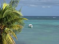 Mauritius Speedboat Cruise from Pointe Jerome