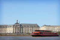 Garonne River Cruise Including Lunch from Bordeaux