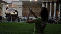 Imagen Friday Night Vatican Tour with Pinecone Courtyard Concert