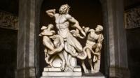 Skip the Line: Small-Group Headset-Free Vatican Museums and Sistine Chapel Tour - Breakfast Included