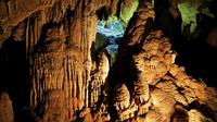 Adventure and Culture Tour in the Sierra Route: Cocona Caves, Tapijulapa, and Oxolotan