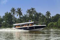 Halvdags tur til Cu Chi-tunneller fra Ho Chi Minh City i luksusspeedbåd Halvdags tur til Cu Chi-tunneller fra Ho Chi Minh City i luksusspeedbåd
