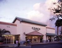 Oahu Shopping Tour: Waikele Center and Waikele Premium Outlets