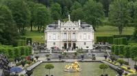 Schloss Neuschwanstein, Linderhof-Palast, Kloster Ettal, Oberammergau Schloss Neuschwanstein, Linderhof-Palast, Kloster Ettal, Oberammergau