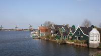 Amsterdam Half-Day Tour to Zaanse Schans: Windmills, Clog Museum and Cheese Farm