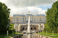 Small-Group Early Access Tour to Peterhof Grand Palace and Gardens from St Petersburg