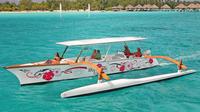 Small-Group Bora Bora Snorkel Cruise by Traditional Polynesian Outrigger Canoe with BBQ Island Lunch