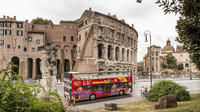 Rome Hop-on Tour de Hop-off avec le public Passe Transport