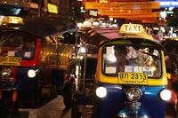 Excursion culinaire nocturne en petit groupe in the Chinatown de Bangkok with promenade en tuk-tuk