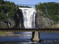 Recorrido en bicicleta por las cataratas de Montmorency en Quebec Recorrido en bicicleta por las cataratas de Montmorency en Quebec