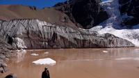Caminata de día completo hasta el glaciar colgante El Morado desde Santiago Caminata de día completo hasta el glaciar colgante El Morado desde Santiago