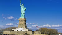 Excursion en accès de bonne heure et en petit groupe à la Statue de la Liberté et Ellis Island Excursion en accès de bonne heure et en petit groupe à la Statue de la Liberté et Ellis Island