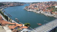 Essential Porto Walking Tour with Wine Tasting